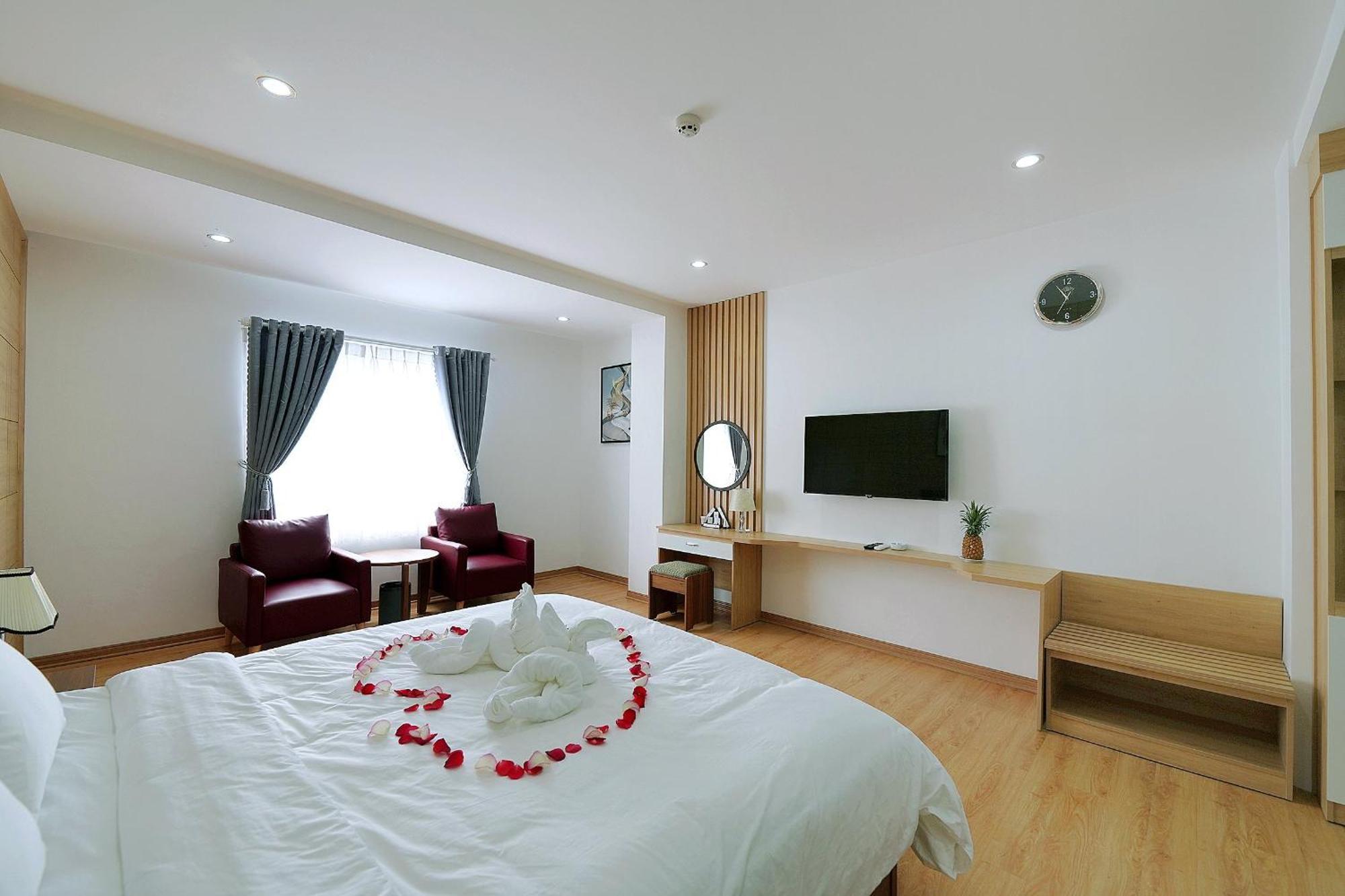 Khach San Xa Nu Hotel Kon Tum Eksteriør billede